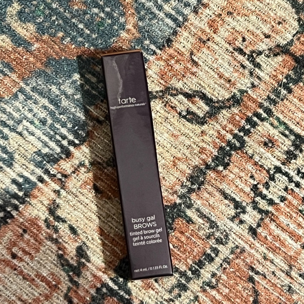 Tarte busy gal brows